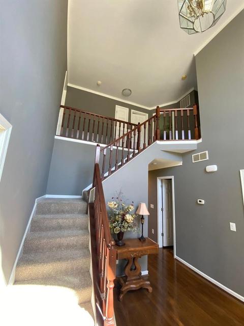 1672 Mccabe Ln, Cincinnati, OH 45255 photo 3