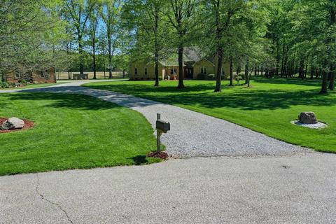 2716 Cedar Trce, Batavia, OH 45103 photo 3