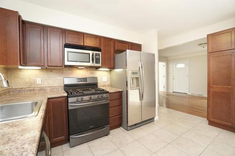 8428 Pine Rd, Cincinnati, OH 45236 photo 13