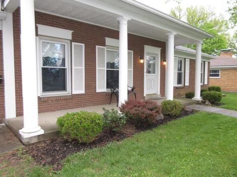 9178 Scamper Ln, Blue Ash, OH 45242 photo 2