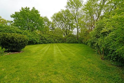 1898 Edgewater Dr, Cincinnati, OH 45240 photo 29