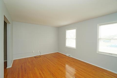 1898 Edgewater Dr, Cincinnati, OH 45240 photo 4