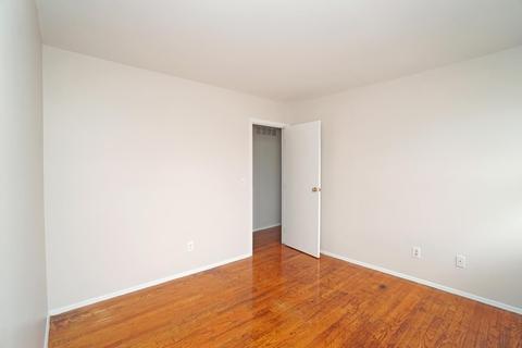 1898 Edgewater Dr, Cincinnati, OH 45240 photo 22