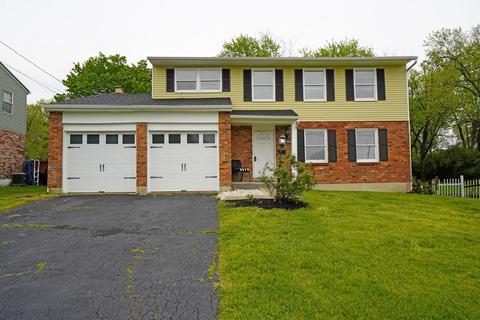 1898 Edgewater Dr, Cincinnati, OH 45240 photo 1