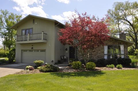 2348 Devils Backbone Rd, Cincinnati, OH 45233 photo 1