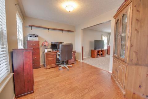 800 Thornton Dr, Morrow, OH 45152 photo 5