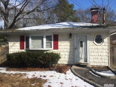 5678 Nickview Dr, Cincinnati, OH 45247 photo 1