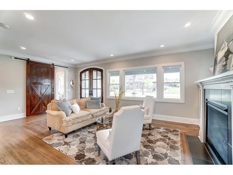3858 Drake Ave, Cincinnati, OH 45209 photo 4