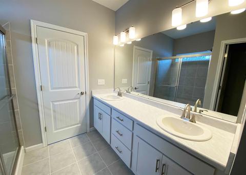 109 Nettleton Ct, Monroe, OH 45050 photo 5
