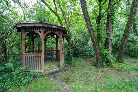 519 Conrad Dr, Cincinnati, OH 45231 photo 38