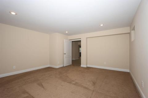 519 Conrad Dr, Cincinnati, OH 45231 photo 17