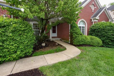 519 Conrad Dr, Cincinnati, OH 45231 photo 3