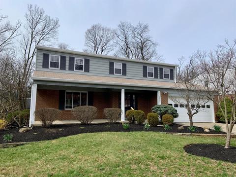 9557 Linfield Dr, Blue Ash, OH 45242 photo 1