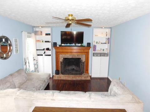 552 Maple Valley Ct, Cincinnati, OH 45244 photo 11