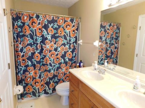 552 Maple Valley Ct, Cincinnati, OH 45244 photo 17