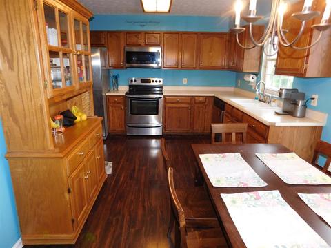 552 Maple Valley Ct, Cincinnati, OH 45244 photo 6