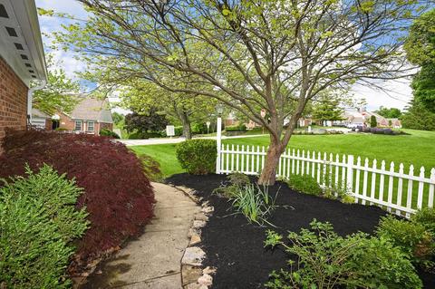 5495 Windridge Ct, Columbia Twp, OH 45243 photo 4