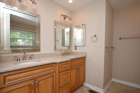 5495 Windridge Ct, Columbia Twp, OH 45243 photo 23