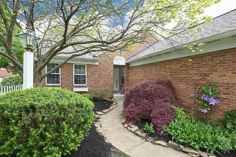 5495 Windridge Ct, Columbia Twp, OH 45243 photo 3