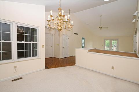 5495 Windridge Ct, Columbia Twp, OH 45243 photo 7