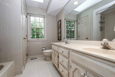 3719 Fallentree Ln, Blue Ash, OH 45236 photo 33