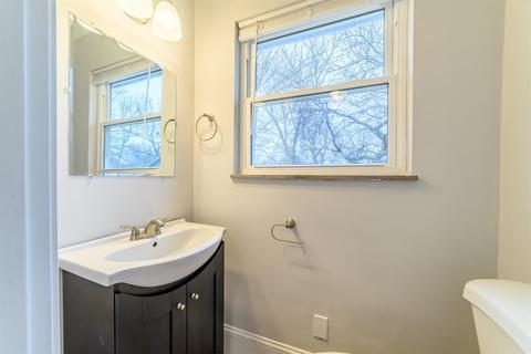 3145 Markbreit Ave, Cincinnati, OH 45209 photo 14