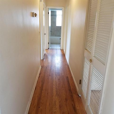 8719 Constance Ln, Cincinnati, OH 45231 photo 9