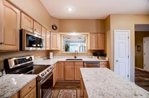 2478 Walnutview Ct, Cincinnati, OH 45230 photo 4