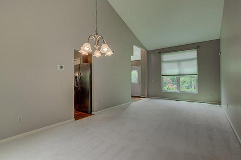 882 Tall Trees Dr, Cincinnati, OH 45245 photo 10