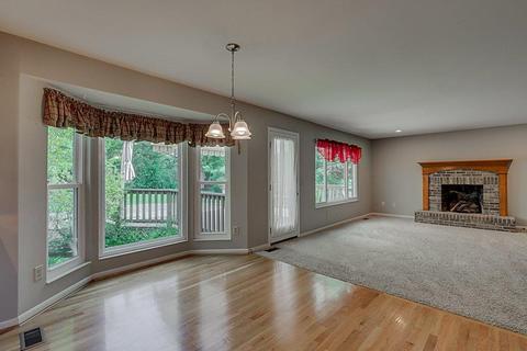 882 Tall Trees Dr, Cincinnati, OH 45245 photo 7