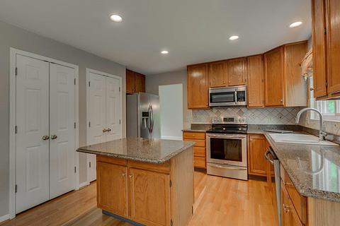 882 Tall Trees Dr, Cincinnati, OH 45245 photo 5