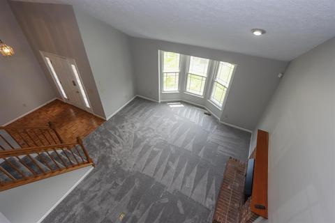575 Forest Ridge Ct, Cincinnati, OH 45244 photo 8