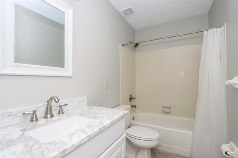 575 Forest Ridge Ct, Cincinnati, OH 45244 photo 27