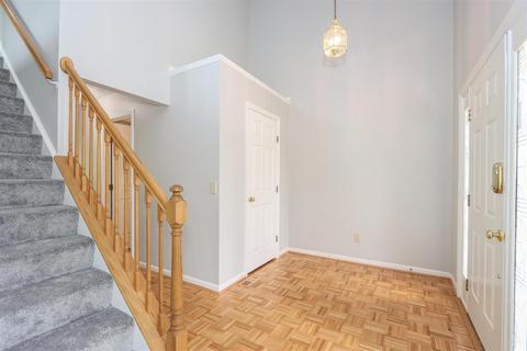 575 Forest Ridge Ct, Cincinnati, OH 45244 photo 4