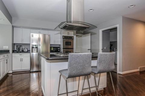 9240 Bluewing Ter, Blue Ash, OH 45236 photo 17