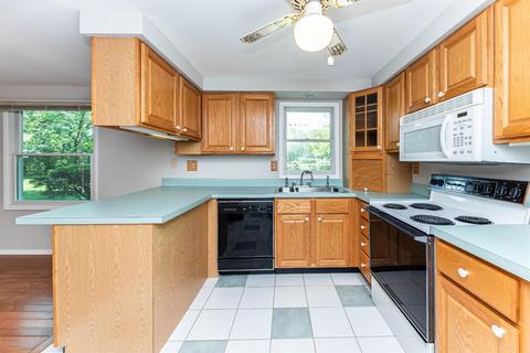 985 White Oak Rd, Cincinnati, OH 45245 photo 17