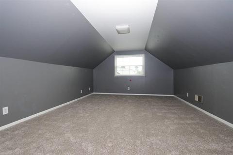 1103 Madeleine Cir, Cincinnati, OH 45231 photo 17