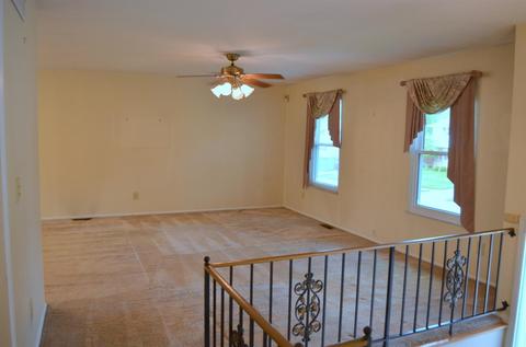1663 Laval Dr, Cincinnati, OH 45255 photo 4
