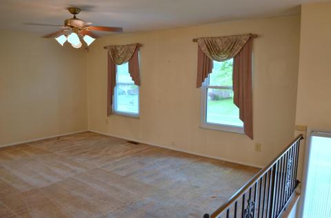 1663 Laval Dr, Cincinnati, OH 45255 photo 5