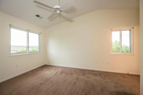 8830 Eagleview Dr #8, West Chester, OH 45069 photo 23