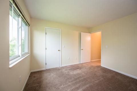 8830 Eagleview Dr #8, West Chester, OH 45069 photo 32