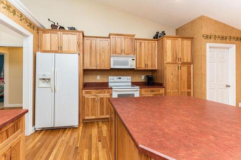 1030 Windsor Ct, Cincinnati, OH 45245 photo 9