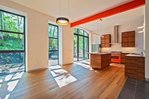 2136 St James Ave, Cincinnati, OH 45206 photo 5