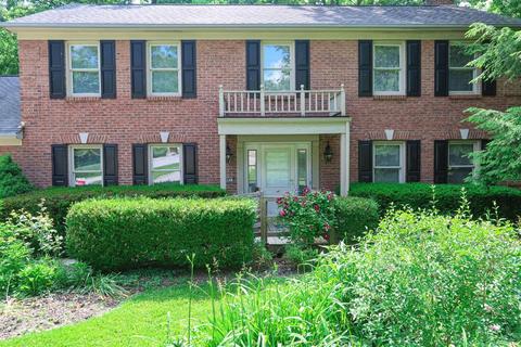 943 Surrey Way, Cincinnati, OH 45245 photo 3