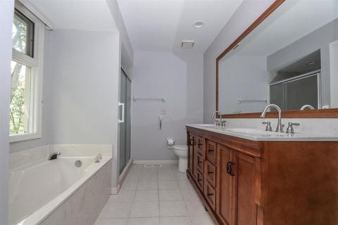 943 Surrey Way, Cincinnati, OH 45245 photo 21
