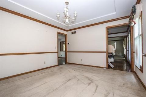 943 Surrey Way, Cincinnati, OH 45245 photo 13