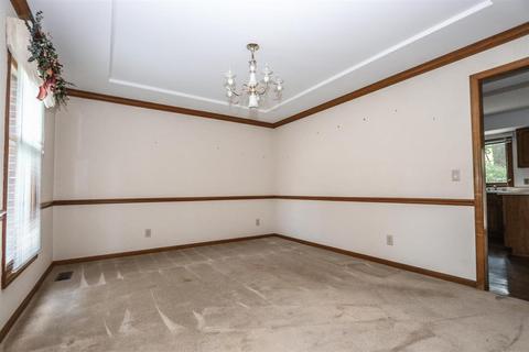 943 Surrey Way, Cincinnati, OH 45245 photo 11