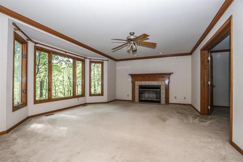 943 Surrey Way, Cincinnati, OH 45245 photo 8