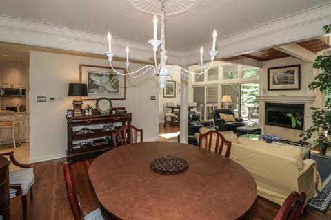 9 Spring Hill Dr, Mariemont, OH 45227 photo 10