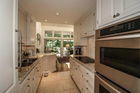 9 Spring Hill Dr, Mariemont, OH 45227 photo 12